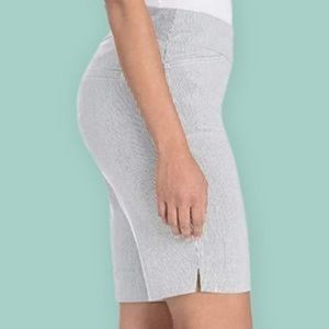 American Eagle Tomgirl Midi High Rise Raw Hem Denim Shorts Size 12